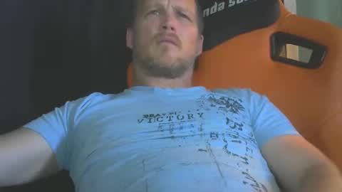 Snapshot of tyfinns69568194 chatting on 09-12-25, 04:23 tyfinns69568194 online show from 09-12-25, 04:23