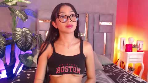 tyla_ks online show from 09-23-25, 07:50