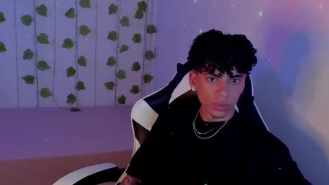 Tyler Garcia  online show from 02-01-25, 04:24