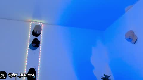 Tyler online show from 11-23-25, 11:37