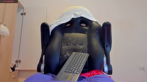     online show from 01-07-25, 12:41