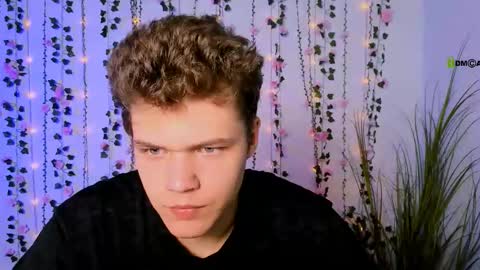 tyler_sparks_ online show from 09-17-25, 05:42