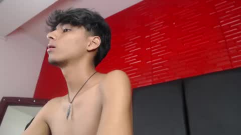 tyler_wolf_1 online show from 10-13-25, 01:00