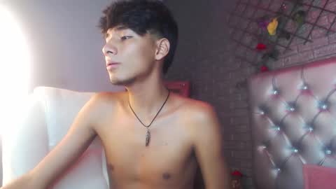 tyler_wolf_1 online show from 10-29-25, 01:13