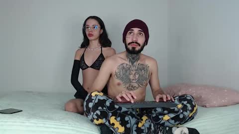 Tyler y Luna online show from 12-08-24, 03:53