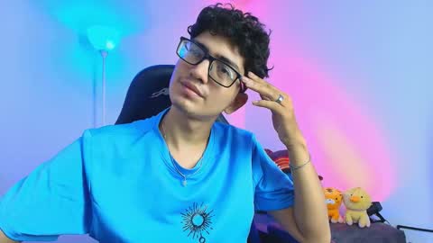   online show from 12-20-25, 04:30