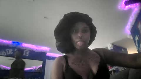 Snapshot of tyneka chatting on 11-24-25, 08:08 Rico nasty playground online show from 11-24-25, 08:08