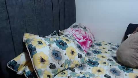 tyra_stone1 online show from 12-19-25, 01:40