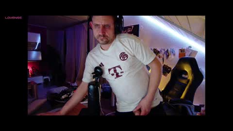 Sascha online show from 03-02-25, 02:19