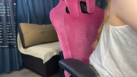 uari_u online show from 03-14-26, 09:15