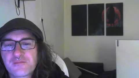 Snapshot of ucloudd chatting on 02-28-25, 08:20 ucloudd online show from 02-28-25, 08:20