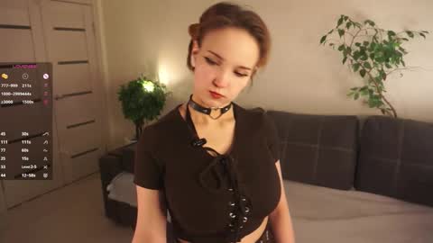 Lili online show from 02-09-26, 06:23