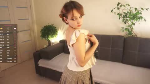 Lili online show from 02-17-26, 05:30