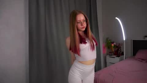 Lili online show from 02-20-26, 06:19