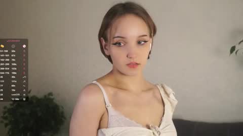 Lili online show from 02-23-26, 06:49