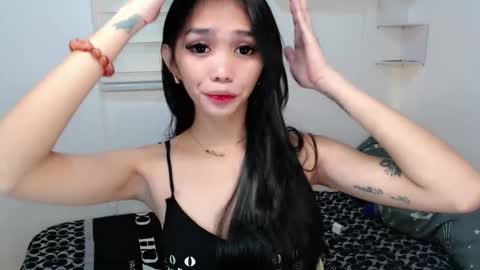 Snapshot of ughliah chatting on 10-14-25, 07:25 urbbgirl alliah online show from 10-14-25, 07:25