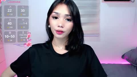 Snapshot of ughliah chatting on 03-27-26, 09:21 urbbgirl alliah online show from 03-27-26, 09:21