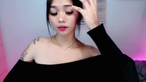 Snapshot of ughliah chatting on 04-11-26, 08:51 urbbgirl alliah online show from 04-11-26, 08:51