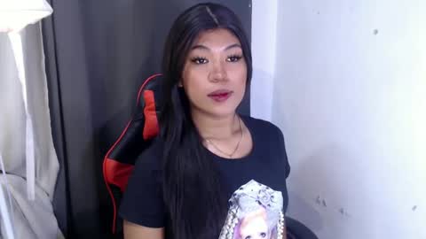 Snapshot of ugly_asianlover chatting on 02-08-25, 09:46 rechelle online show from 02-08-25, 09:46