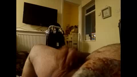 ukfilth529161 online show from 10-19-25, 12:11