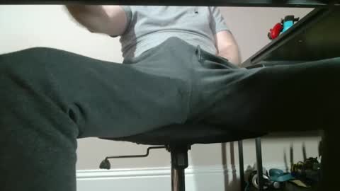 ukguynxtdr online show from 02-23-25, 02:40