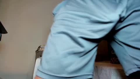 Snapshot of ululante chatting on 11-27-25, 01:40 ululante online show from 11-27-25, 01:40