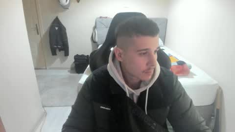 hi im mike tyson -  online show from 11-10-25, 08:41