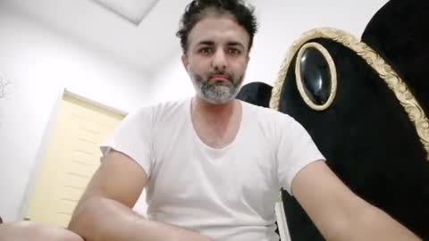 mysterious boy001 online show from 01-07-25, 09:57