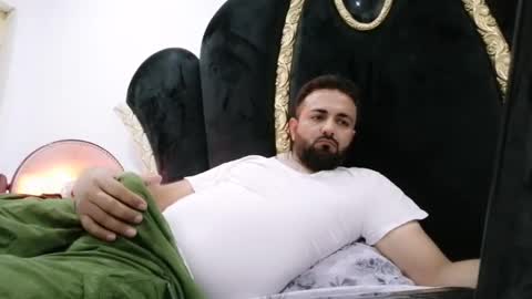 mysterious boy001 online show from 01-23-25, 11:47