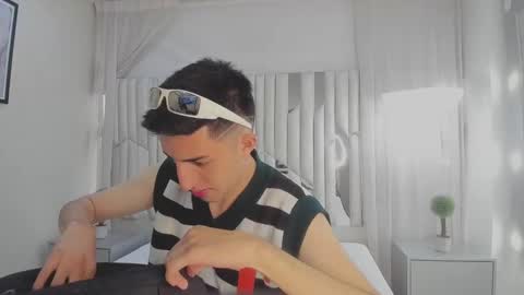 Un Slutty online show from 03-05-25, 07:27