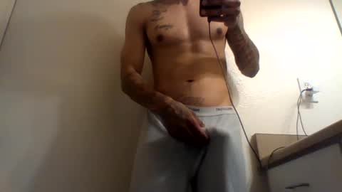 Snapshot of uncut_papi1989 chatting on 02-12-25, 05:58 tele kuzhbuzh online show from 02-12-25, 05:58