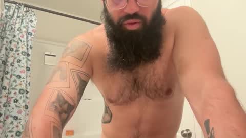 Snapshot of uncutbeard129840 chatting on 11-01-25, 04:09 uncutbeard129840 online show from 11-01-25, 04:09