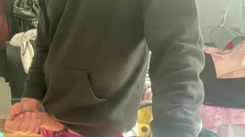 Snapshot of uncutbeard129840 chatting on 11-05-25, 09:04 uncutbeard129840 online show from 11-05-25, 09:04