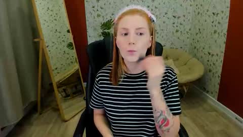 Call me Mira  thumbs up its make me happy online show from 12-21-25, 08:49