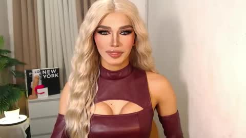 Miss Andrea online show from 11-20-25, 07:35