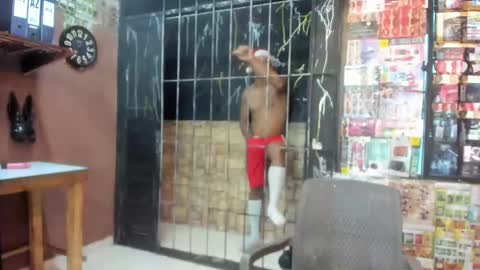 Snapshot of university199 chatting on 12-10-24, 07:43 university online show from 12-10-24, 07:43