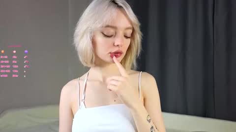 Snapshot of unknownstatus chatting on 10-20-25, 03:07 ShizukaShizuSHIZ online show from 10-20-25, 03:07