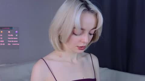 Snapshot of unknownstatus chatting on 11-02-25, 05:10 ShizukaShizuSHIZ online show from 11-02-25, 05:10