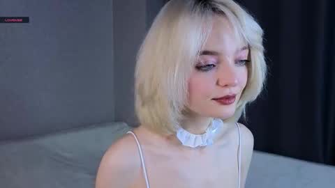 Snapshot of unknownstatus chatting on 11-03-25, 05:31 ShizukaShizuSHIZ online show from 11-03-25, 05:31