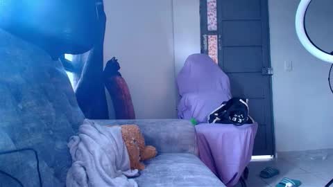 Snapshot of unu_nai chatting on 11-16-25, 07:52 new INSTA online show from 11-16-25, 07:52