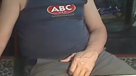 Freddie online show from 02-05-25, 06:56