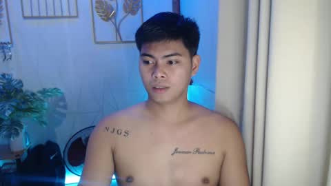 Snapshot of ur_asian_babe143 chatting on 12-04-24, 04:05 Jm online show from 12-04-24, 04:05
