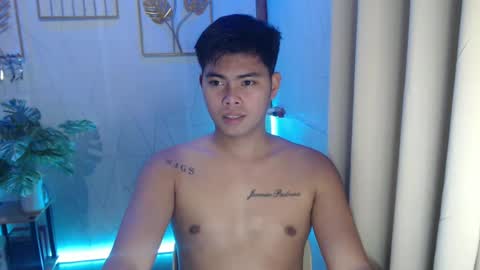 Snapshot of ur_asian_babe143 chatting on 12-05-24, 09:50 Jm online show from 12-05-24, 09:50