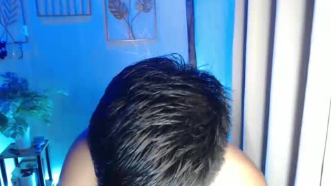 Snapshot of ur_asian_babe143 chatting on 12-14-24, 02:21 Jm online show from 12-14-24, 02:21