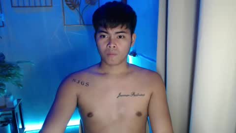 Snapshot of ur_asian_babe143 chatting on 12-19-24, 06:34 Jm online show from 12-19-24, 06:34