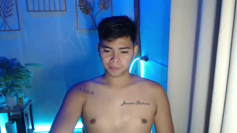 Snapshot of ur_asian_babe143 chatting on 02-10-25, 02:05 Jm online show from 02-10-25, 02:05