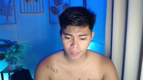 Snapshot of ur_asian_babe143 chatting on 02-20-25, 04:03 Jm online show from 02-20-25, 04:03