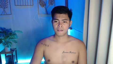 Snapshot of ur_asian_babe143 chatting on 02-26-25, 12:58 Jm online show from 02-26-25, 12:58