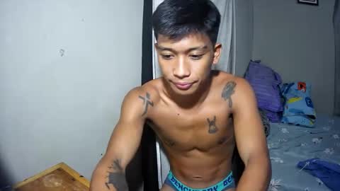 Snapshot of ur_asianpinoy chatting on 11-08-25, 07:08 ur_asianpinoy online show from 11-08-25, 07:08