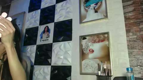 Snapshot of ur_chrizzy_fav chatting on 11-03-25, 05:36 chrizzy online show from 11-03-25, 05:36